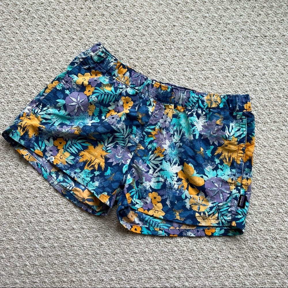 Patagonia Women's Barely Baggies™ Shorts - 2½"